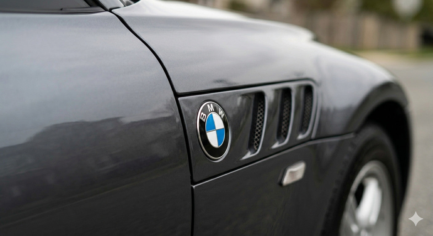1x BMW 82mm Bonnet/Boot Lid ROUND EMBLEM BADGE 2 PIN E30 E36 E46 E90 E39 E60